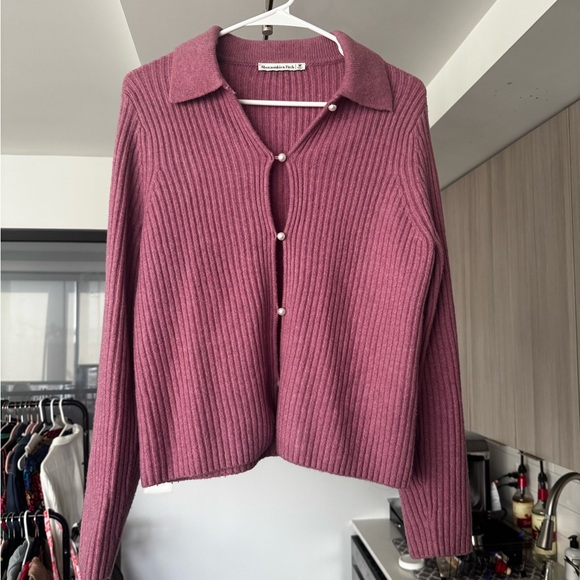Abercrombie & Fitch Pearl Button Collared Cardigan Size M Preppy Winter - Picture 3 of 7